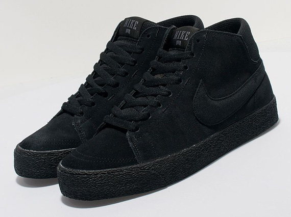 Nike SB Blazer Mid LR “Blackout”