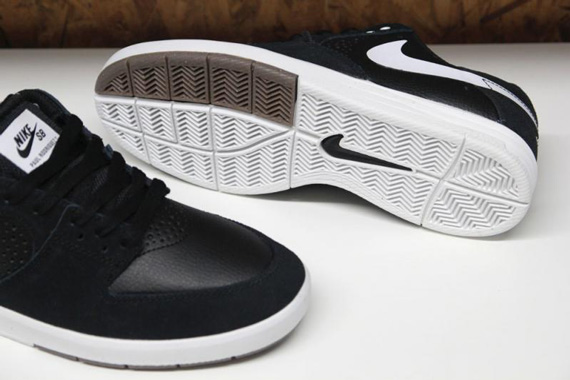 Nike Sb Paul Rodriguez 7 Black White 03