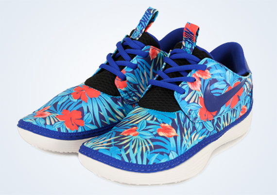 Nike Solarsoft Moccasin “Floral” – Old Royal – Crystal Mint