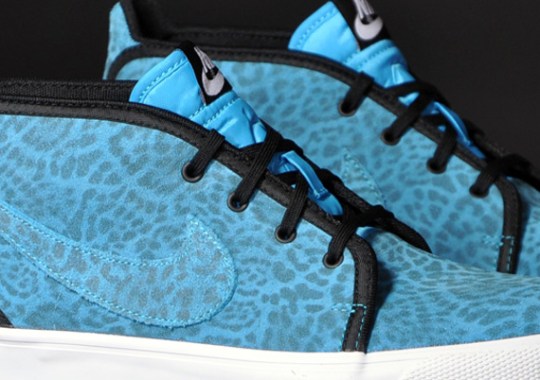 Nike Toki Premium FB “Blue Leopard”