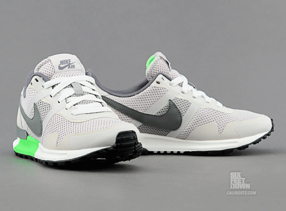 Nike Wmns Air Pegasus 83 30 Mortar Flash Lime 1