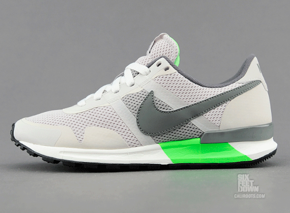 Nike Wmns Air Pegasus 83 30 Mortar Flash Lime 2