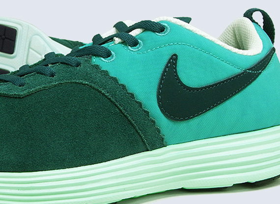 Nike WMNS Lunar Montreal+ "Atomic Teal"