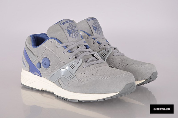 Reebok Dual Pump Runner Flat Grey Bandana Blue 3