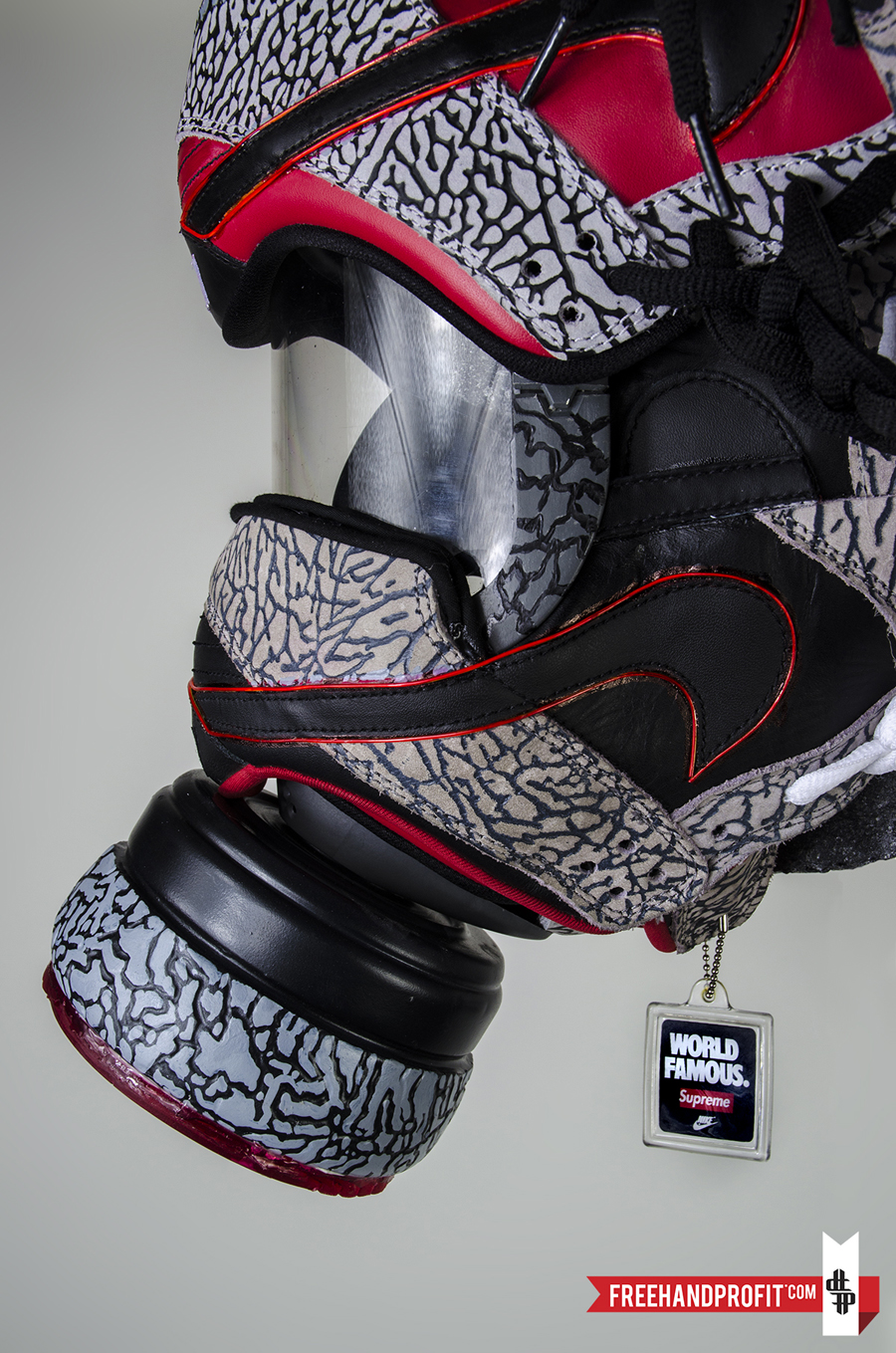 Supreme Dunk Gas Mask 4