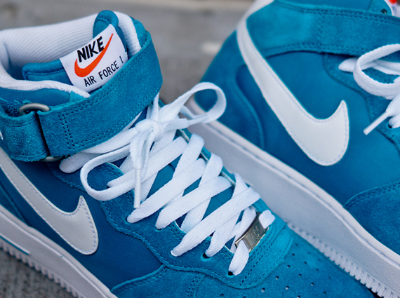 Tropical Teal Nike Air Force 1 Mid Blazer