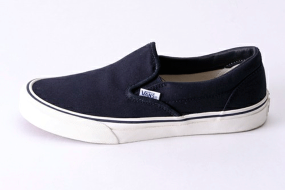 Vans United Arrows Slip On Navy 03