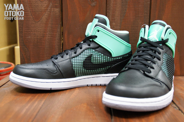 Air Jordan 1 89 Green Glow Release Date 08