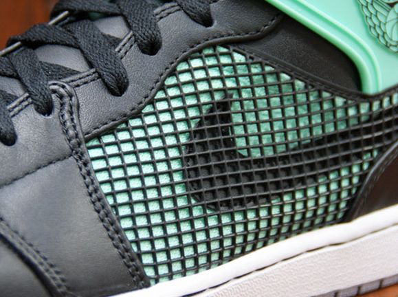 Air Jordan 1 '89 "Green Glow" - Release Date