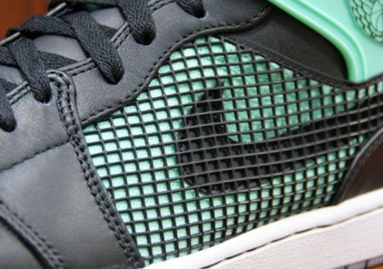 Air Jordan 1 ’89 “Green Glow” – Release Date