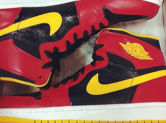 Air Jordan 1 Retro High OG "Atlanta Hawks"