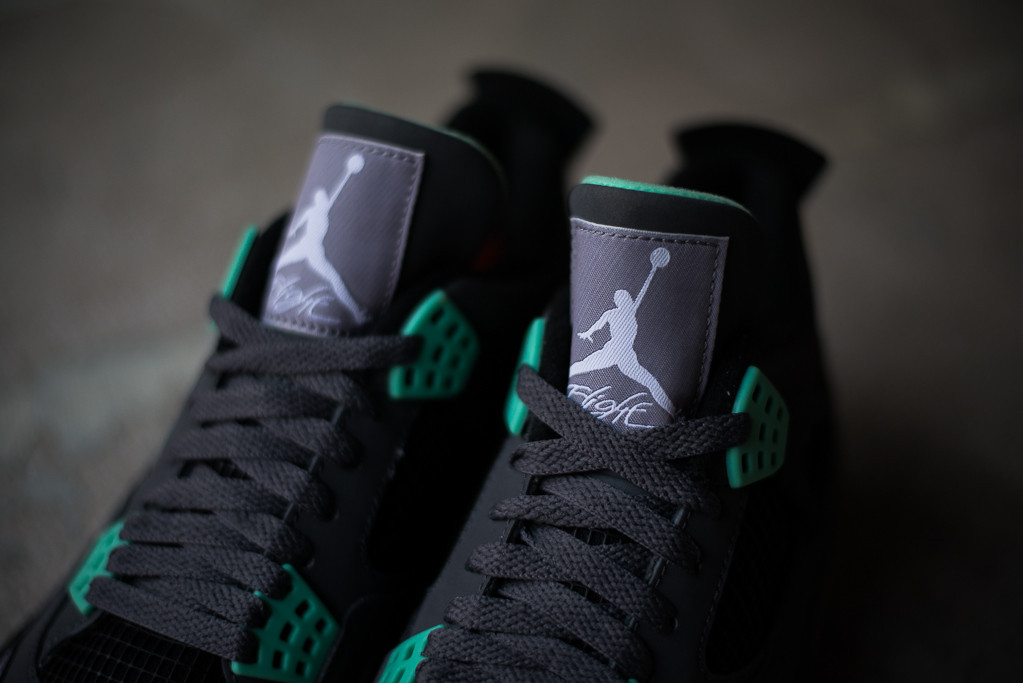 Air Jordan 4 Green Glow Release Reminder 04
