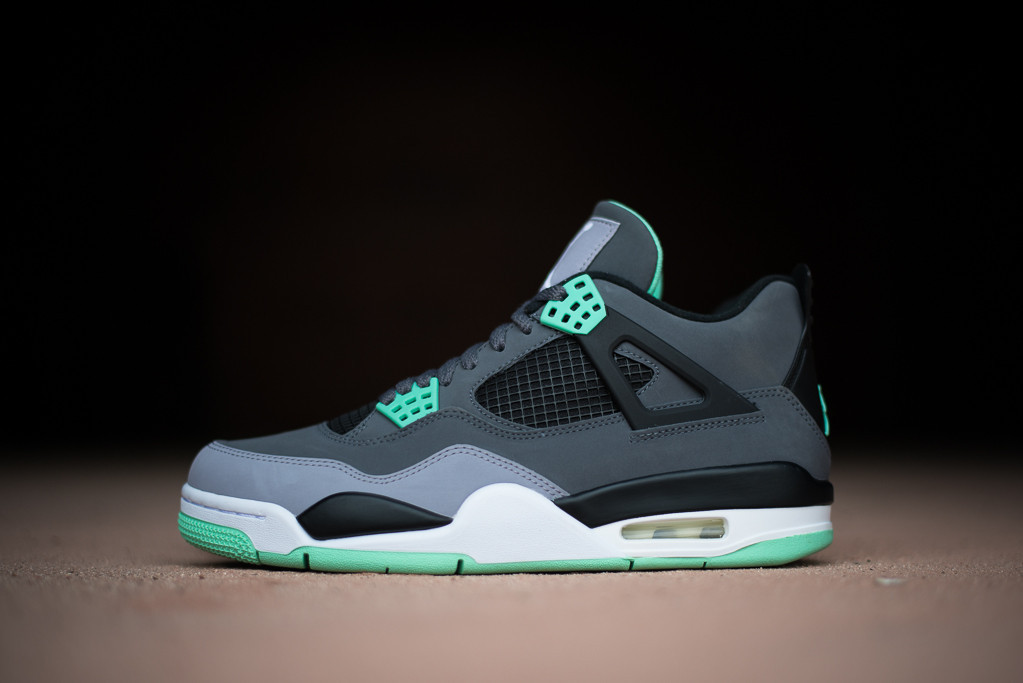 Air Jordan 4 Green Glow Release Reminder 07