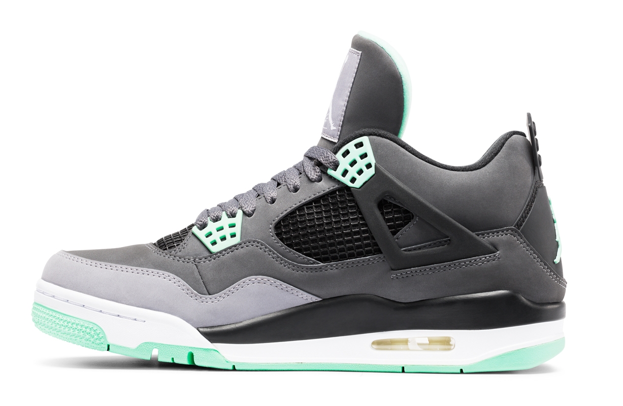 Air Jordan Iv Green Glow Official Images 03