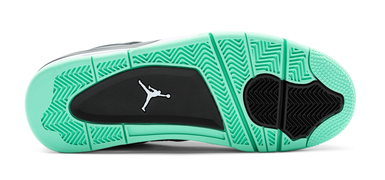 Air Jordan Iv Green Glow Official Images 05