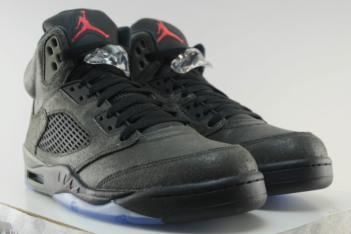 Air Jordan V Fear Available Early On Ebay 04