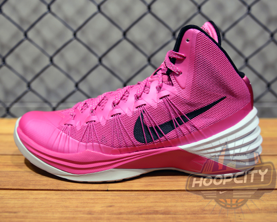 Hyperdunk 2013 Kay Yow 1