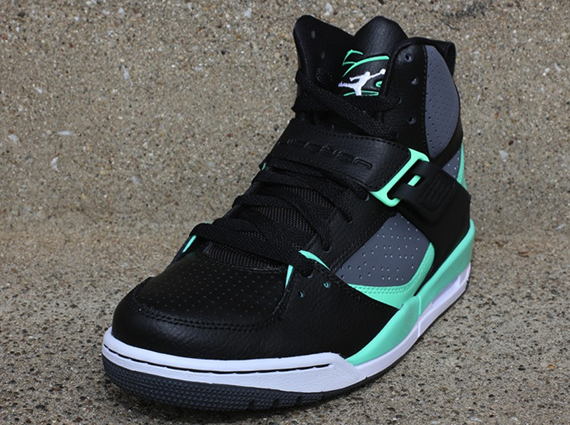 Jordan Flight 45 High Black Mint Arriving 1