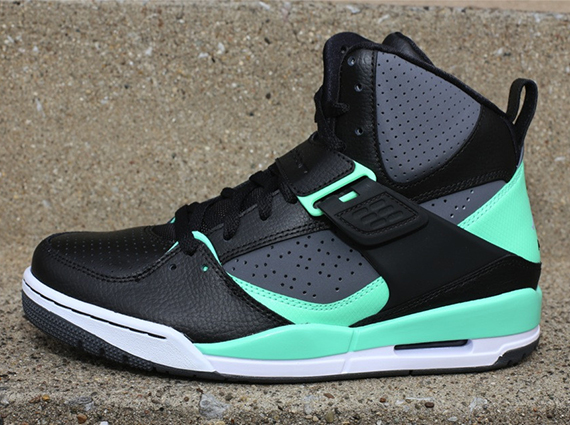 Jordan Flight 45 High Black Mint Arriving 2