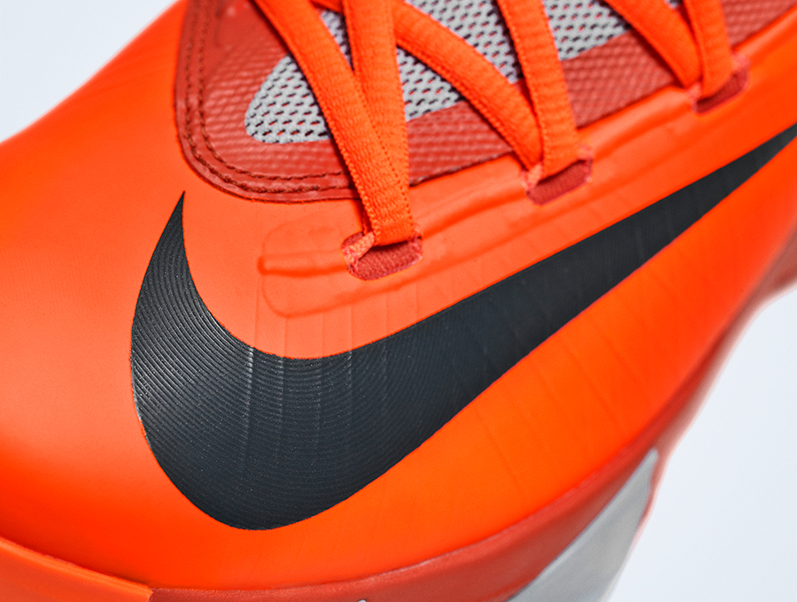 Nike KD 6 "NYC 66" Salutes Remarkable Harlem Performance