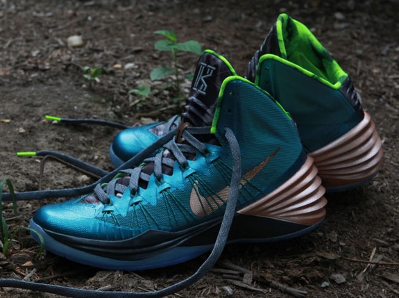 Nike Hyperdunk 2013 “Kyrie Irving” – Release Reminder