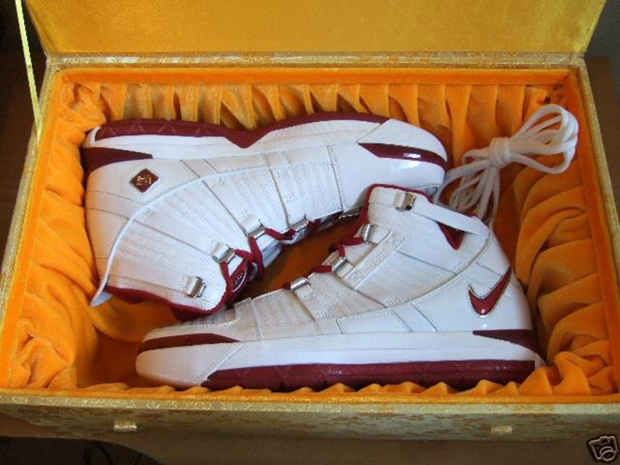 Lebron 3 China Sneaker 2