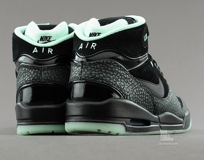 Loverution Nike Air Revolution Glow 9