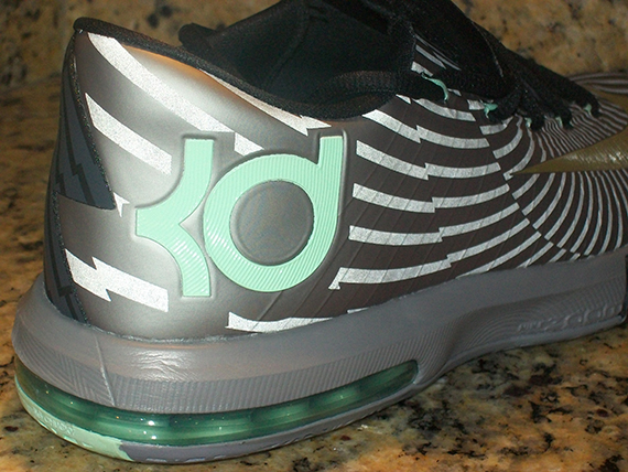 Mint Grey Kd 6 5