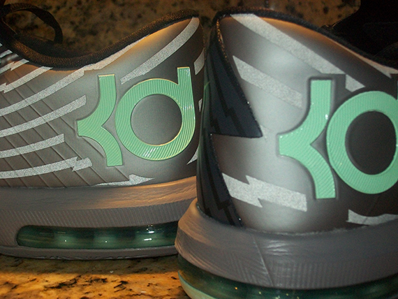 Mint Grey Kd 6 6