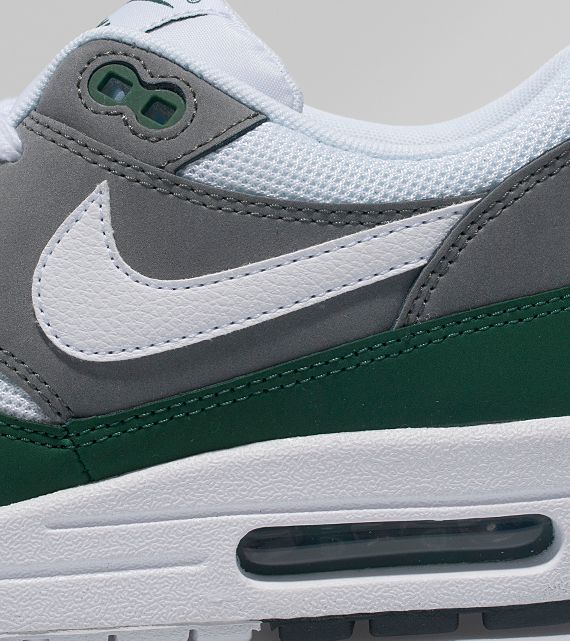 Nike Air Max 1 Green White 3