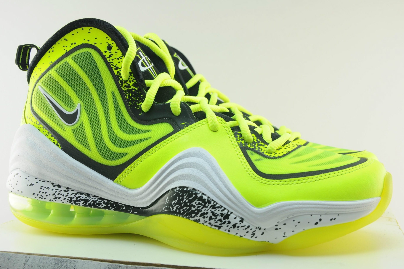 Nike Air Penny V Volt Black White 03