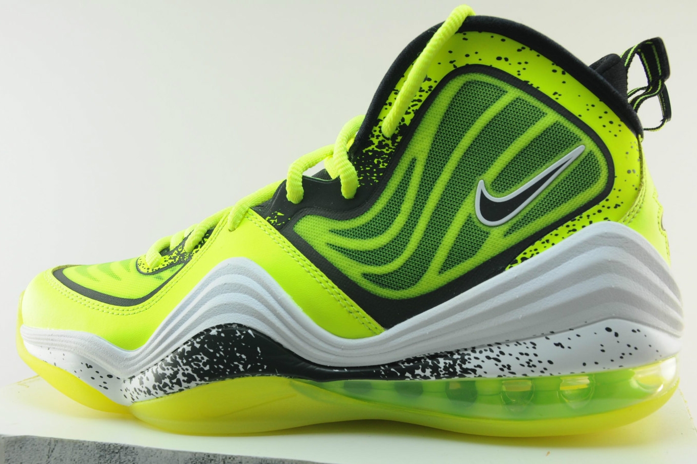 Nike Air Penny V Volt Black White 06