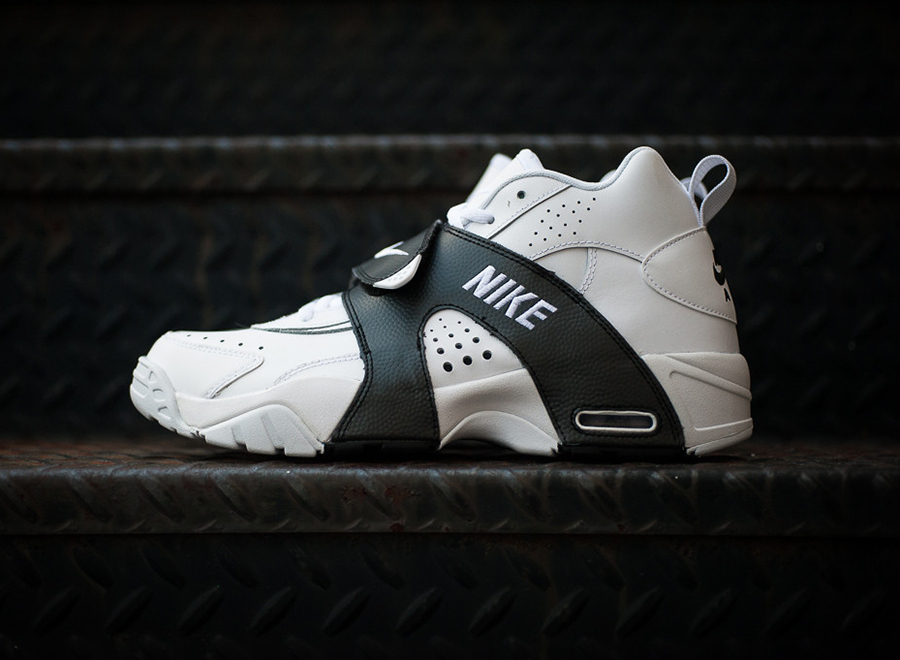 Nike Air Veer White Black 1