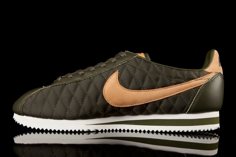 Nike Cortezy Nylon Quilted Pack 08