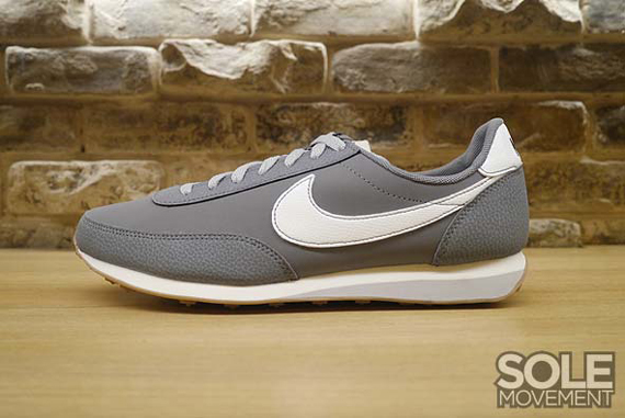 Nike Elite Leather 3