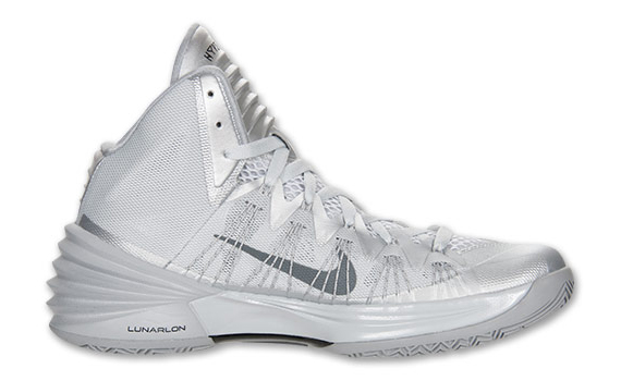 Nike Hyperdunk 2013 Pure Platinum Dark Grey 4