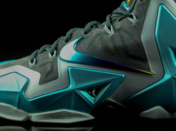 Nike LeBron 11 - Armory Slate - Gamma Blue