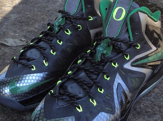 Nike Lebron X Elite Oregon Mache