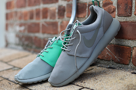 Nike Roshe Run Grey Green 6