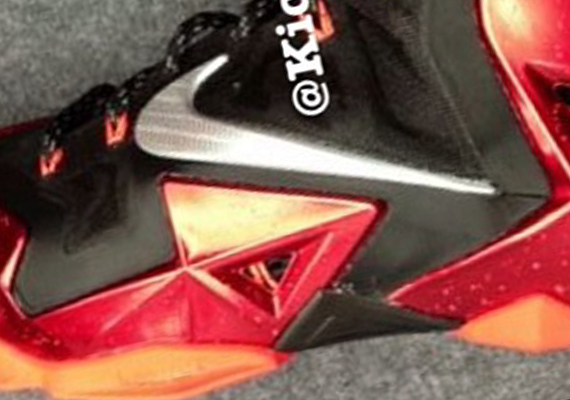 Nike LeBron 11 - Red - Black