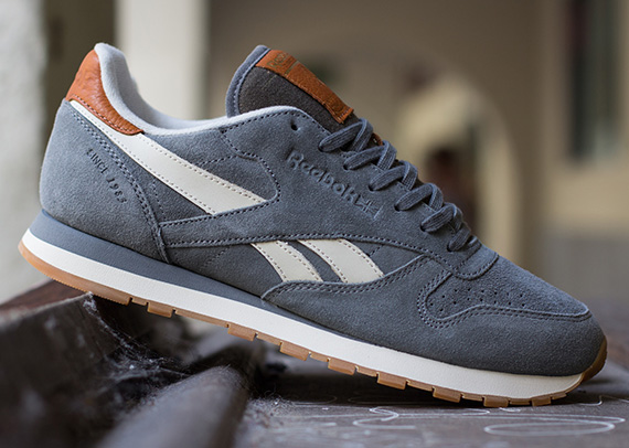 Reebok Classic Blue Suede Gum 1