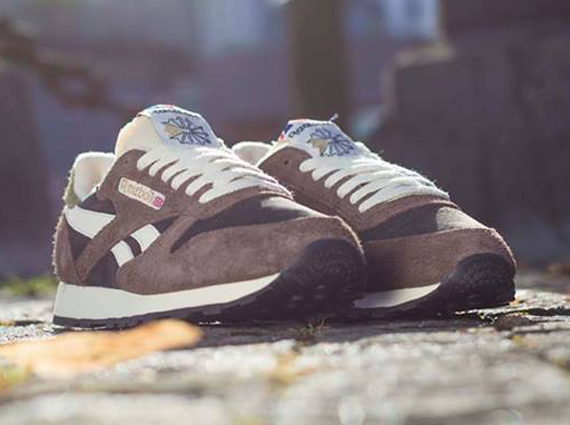 Reebok Classic Leather Italy Earth Black 1