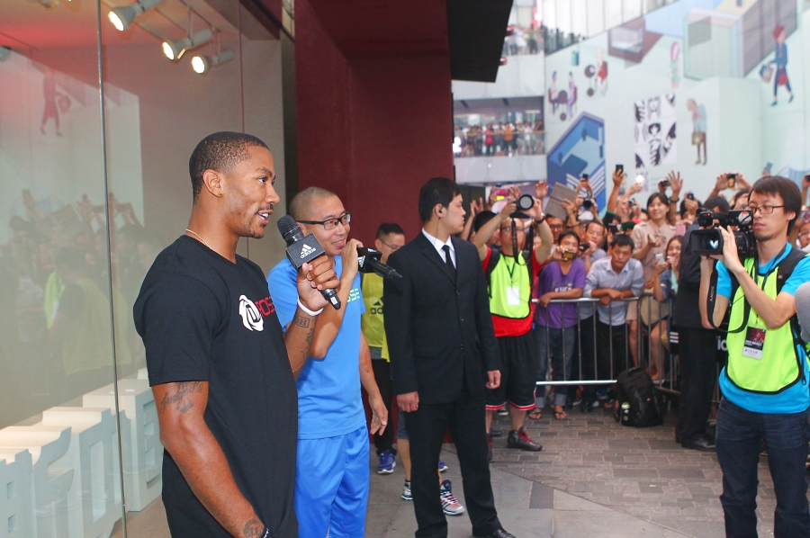 Adidas D Rose 2013 Asia Tour 01