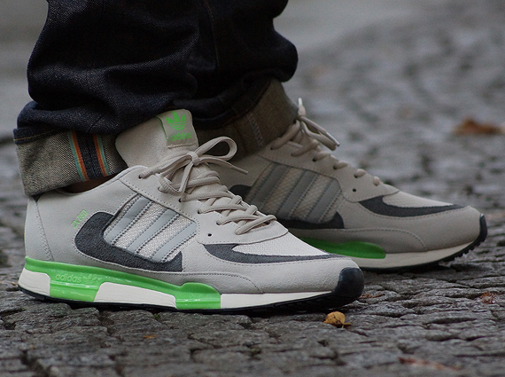 adidas Originals ZX 850 – Bliss – Ice Grey