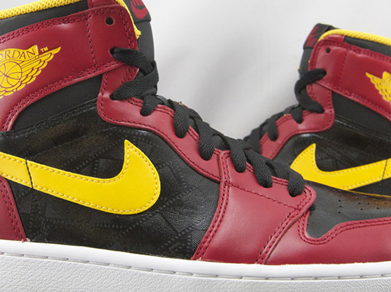 Air Jordan 1 Atl Hawks Release 00