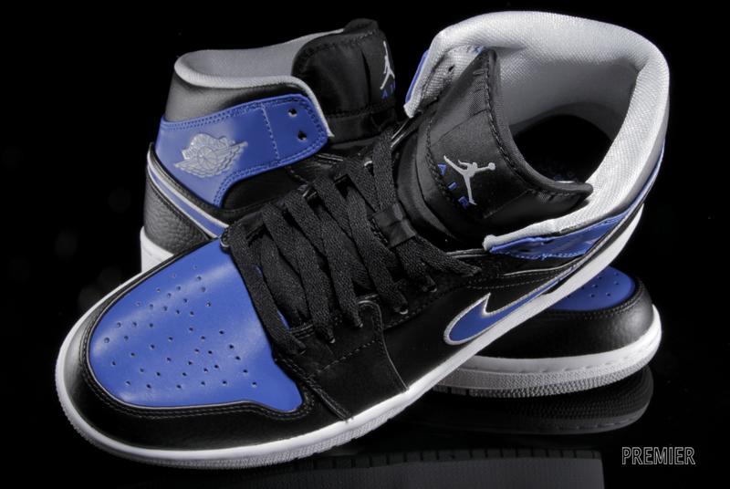 Air Jordan 1 Mid Black Metallic Platinum Game Royal 1