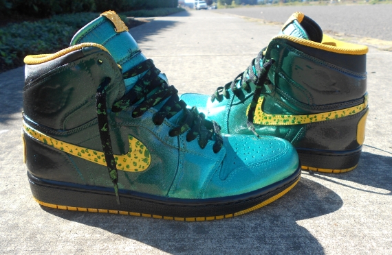 Air Jordan 1 Oregon Ducks Custom 01