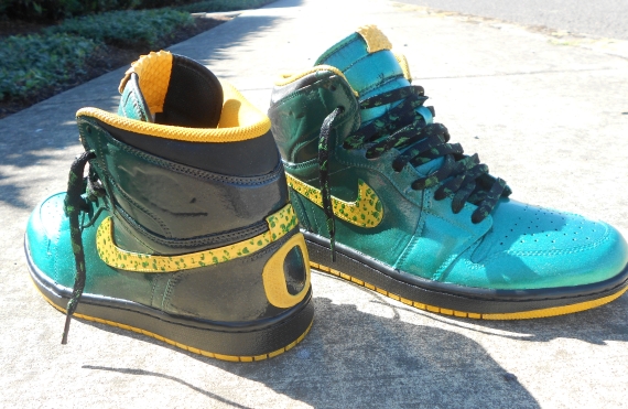 Air Jordan 1 Oregon Ducks Custom 03