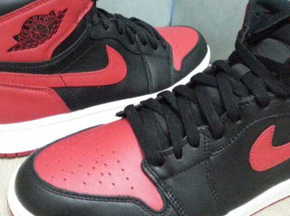 Air Jordan 1 Retro High OG – Black – Varsity Red – White