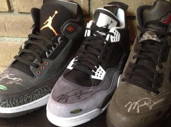 Air Jordan Retro "Fear Pack" - Michael Jordan Autographed Set